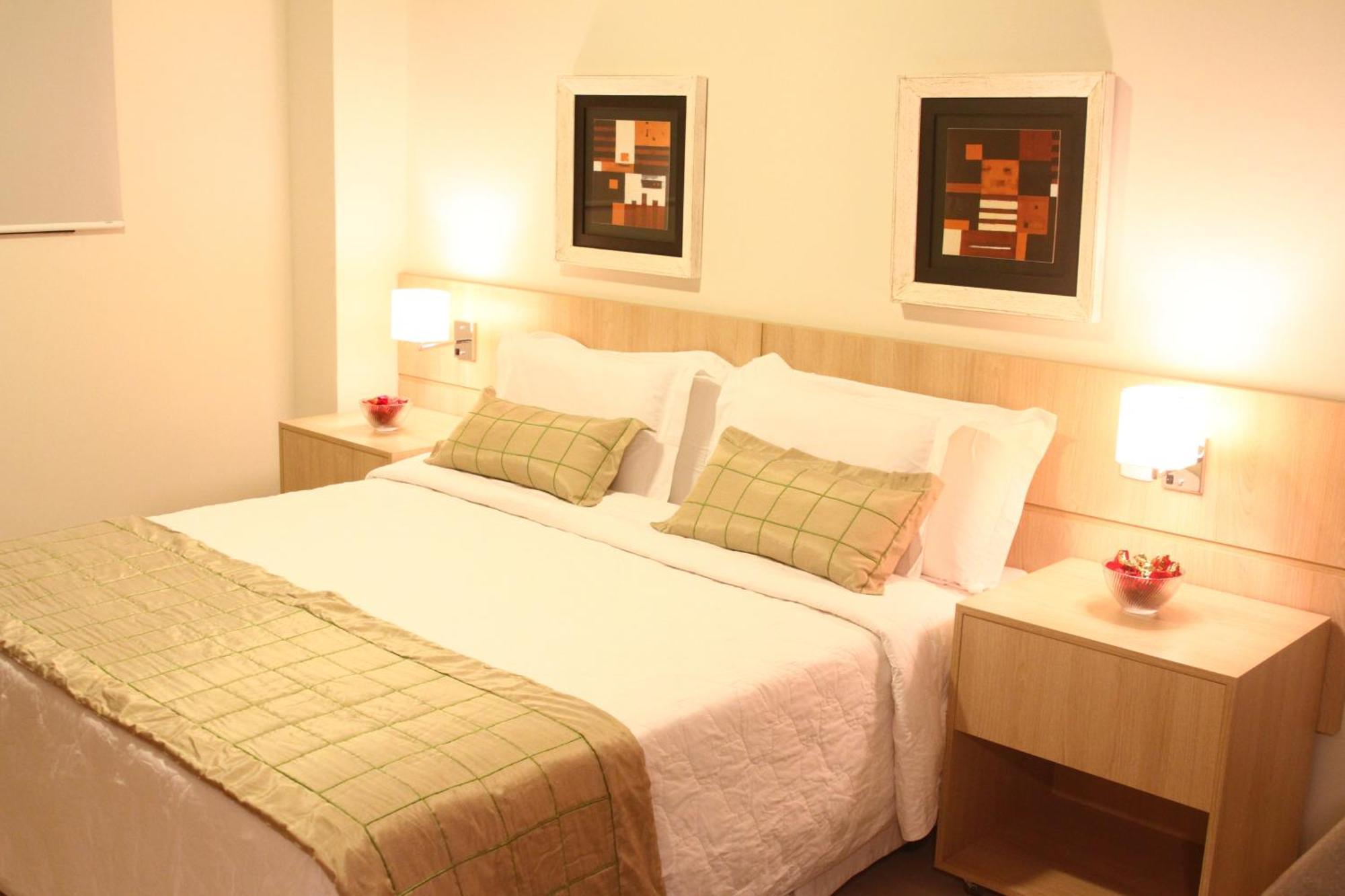 Gales Park Hotel 두라도스 객실 사진