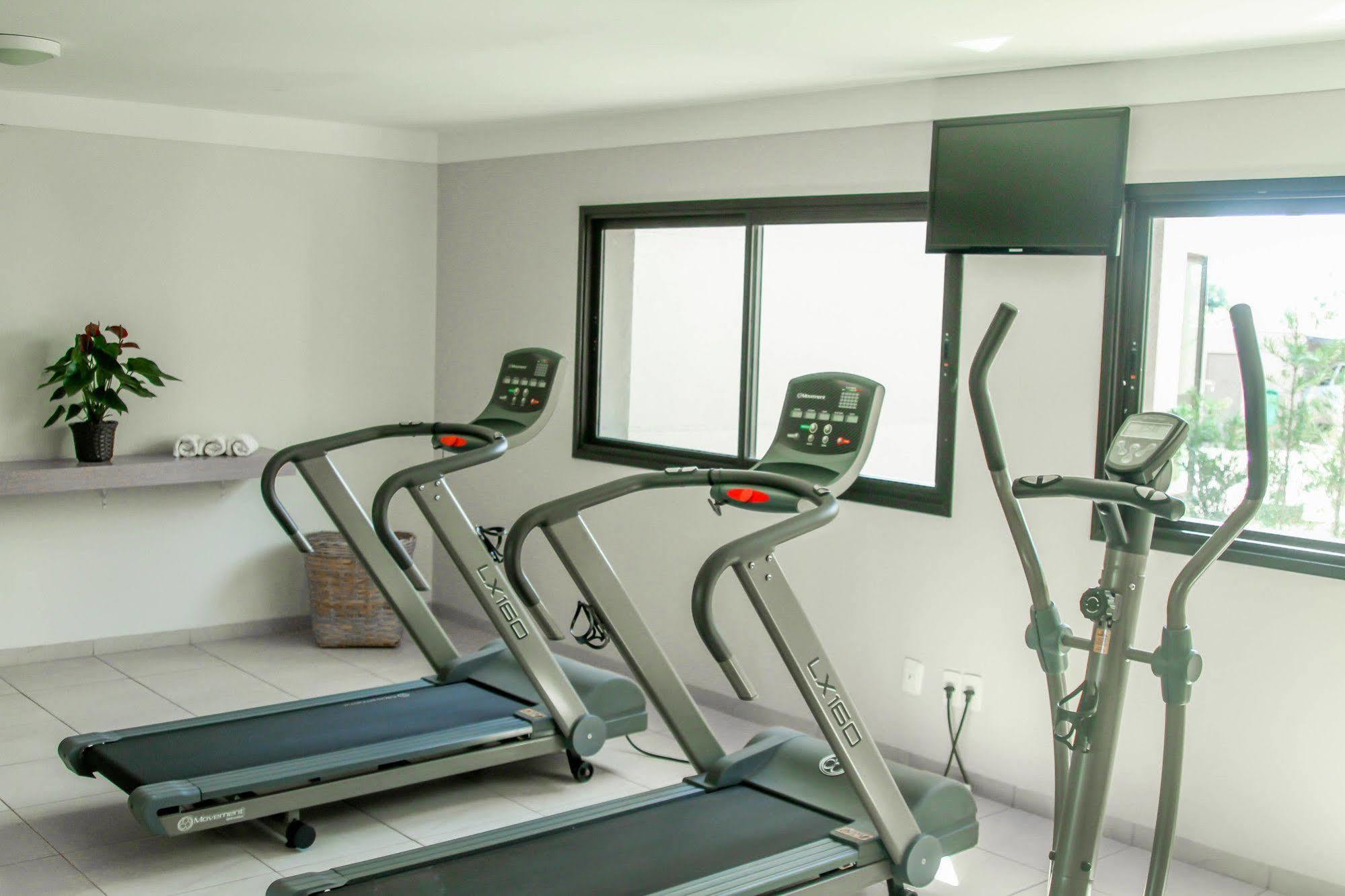 Gales Park Hotel 두라도스 외부 사진
